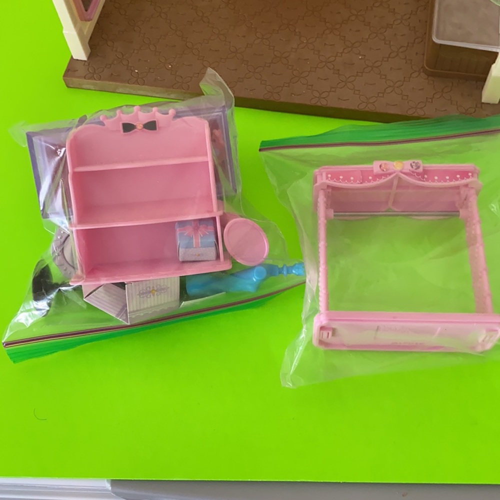 Mini Boutique - Picture 5 of 7